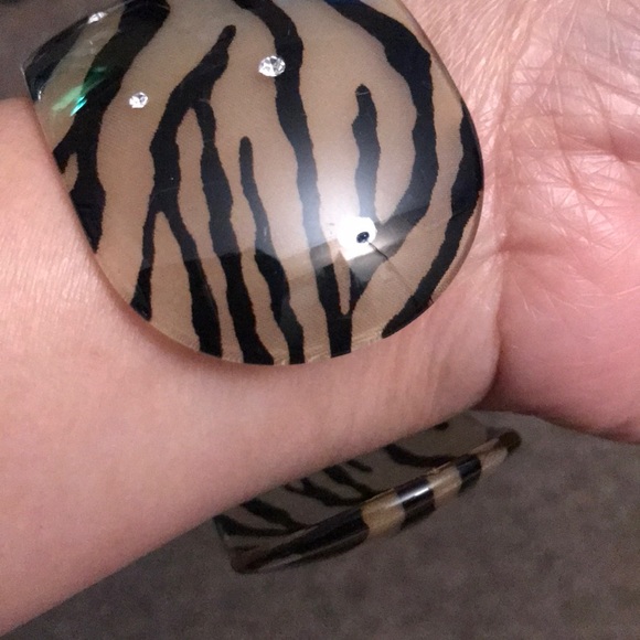 Bangle - Picture 2 of 3